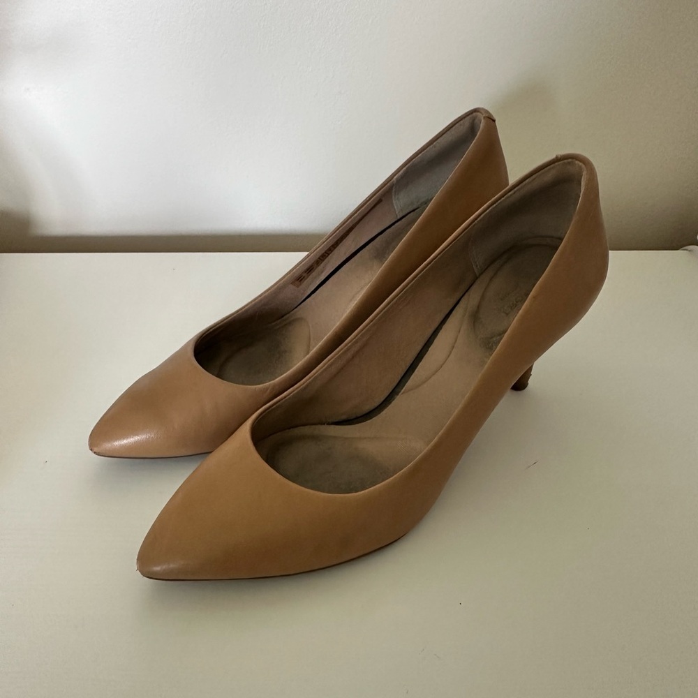 Rockport heels